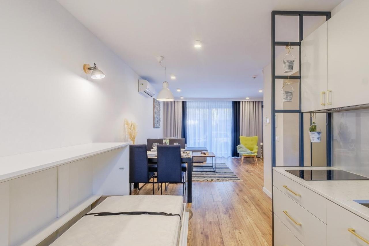Rezydencja Ornak 5 - Stylowe Apartamenty Z Balkonami I Jacuzzi, 5 Min Pieszo Do Krupowek, Izby Podhalanskie Zakopane Exterior photo