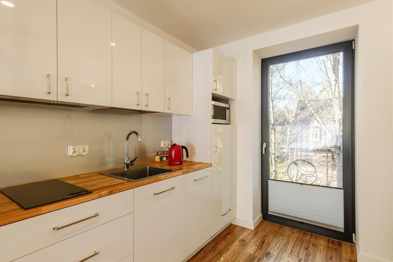 Rezydencja Ornak 5 - Stylowe Apartamenty Z Balkonami I Jacuzzi, 5 Min Pieszo Do Krupowek, Izby Podhalanskie Zakopane Exterior photo