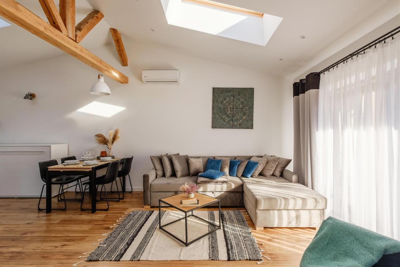 Rezydencja Ornak 5 - Stylowe Apartamenty Z Balkonami I Jacuzzi, 5 Min Pieszo Do Krupowek, Izby Podhalanskie Zakopane Exterior photo