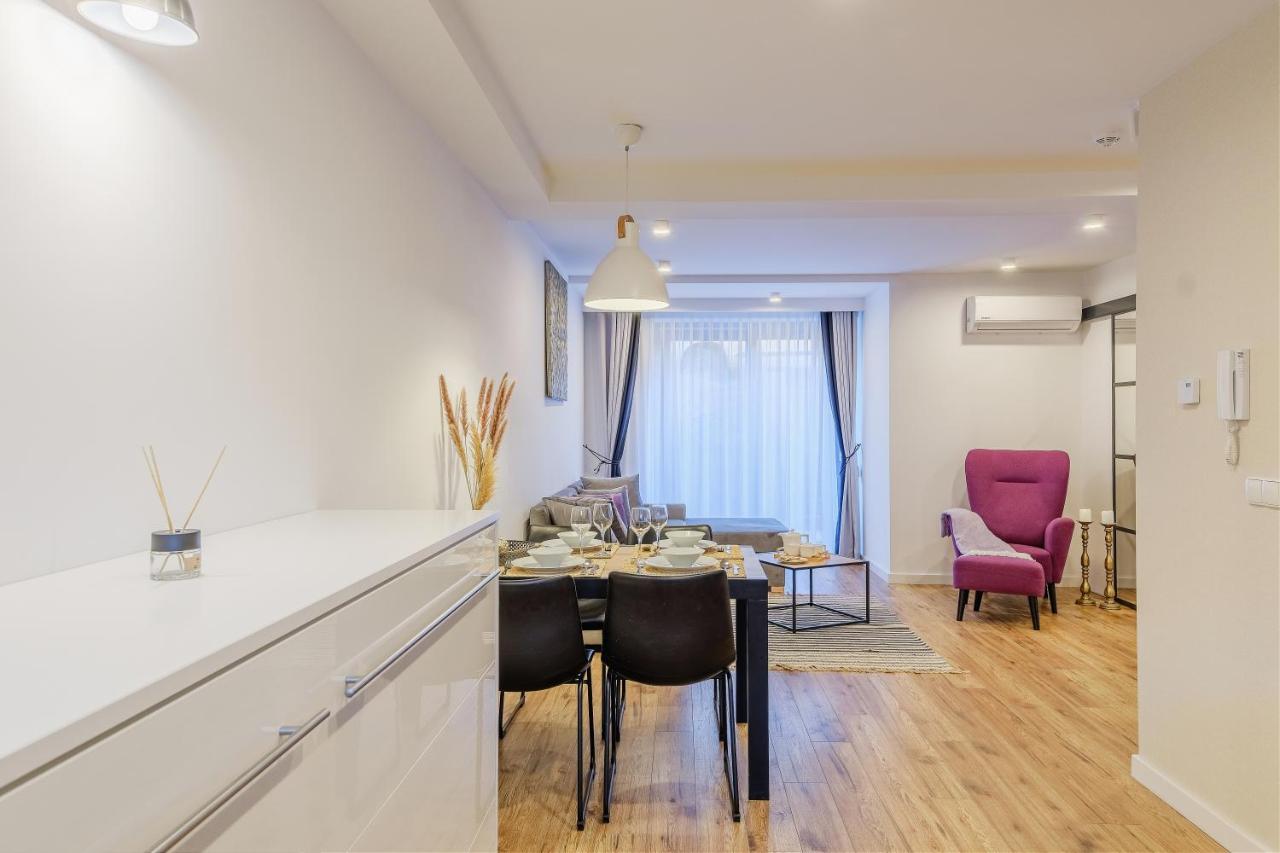 Rezydencja Ornak 5 - Stylowe Apartamenty Z Balkonami I Jacuzzi, 5 Min Pieszo Do Krupowek, Izby Podhalanskie Zakopane Exterior photo
