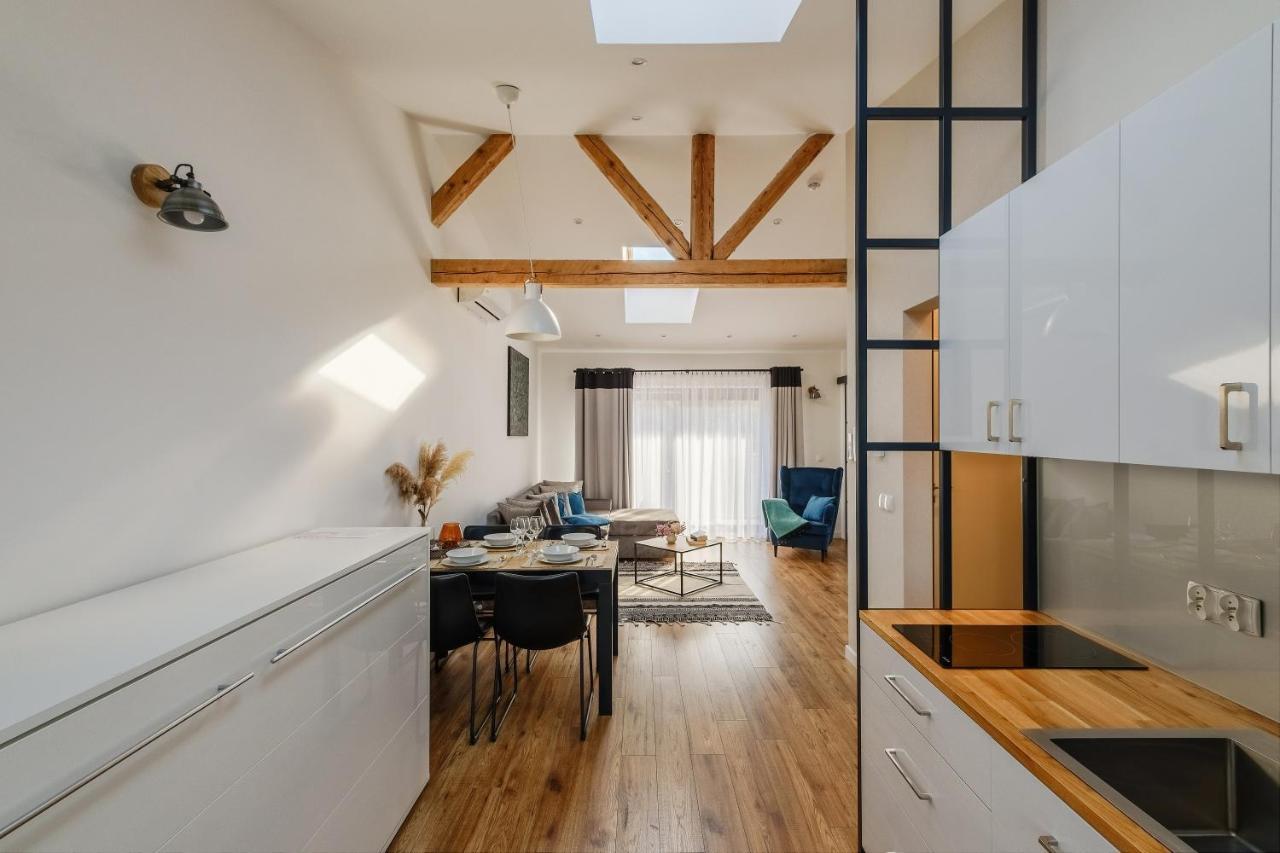 Rezydencja Ornak 5 - Stylowe Apartamenty Z Balkonami I Jacuzzi, 5 Min Pieszo Do Krupowek, Izby Podhalanskie Zakopane Exterior photo